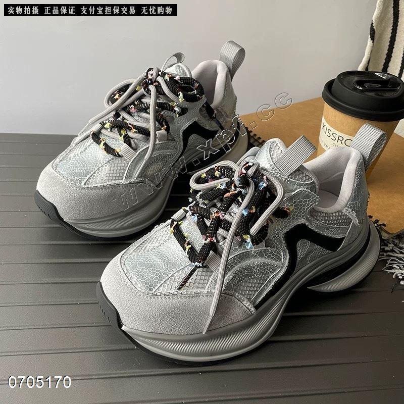 时尚休闲鞋老爹鞋