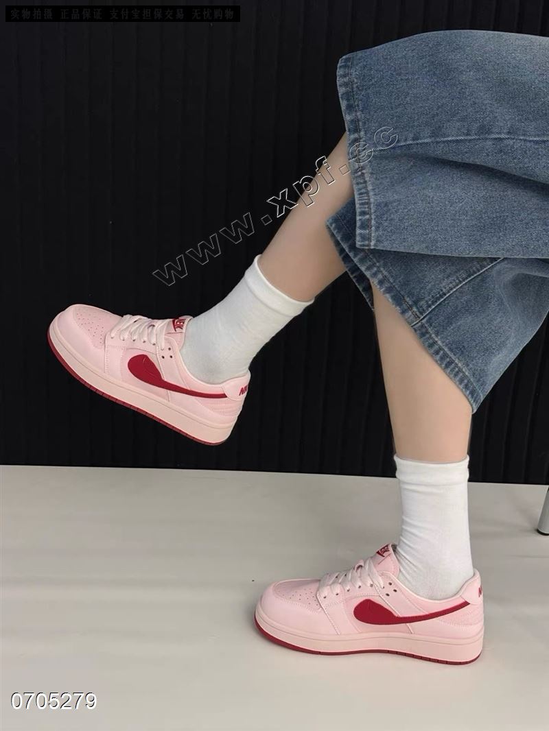 吉娜潮品/CKVV​  06461