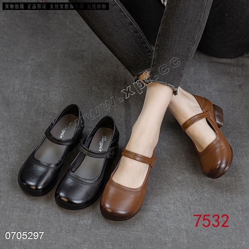 新款头层牛皮浅口单鞋7532