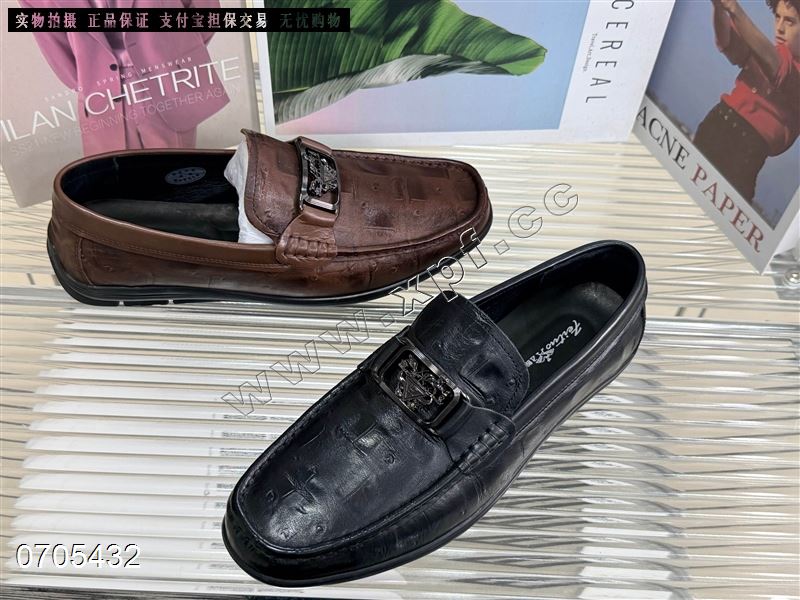 飞鸵   头层牛皮