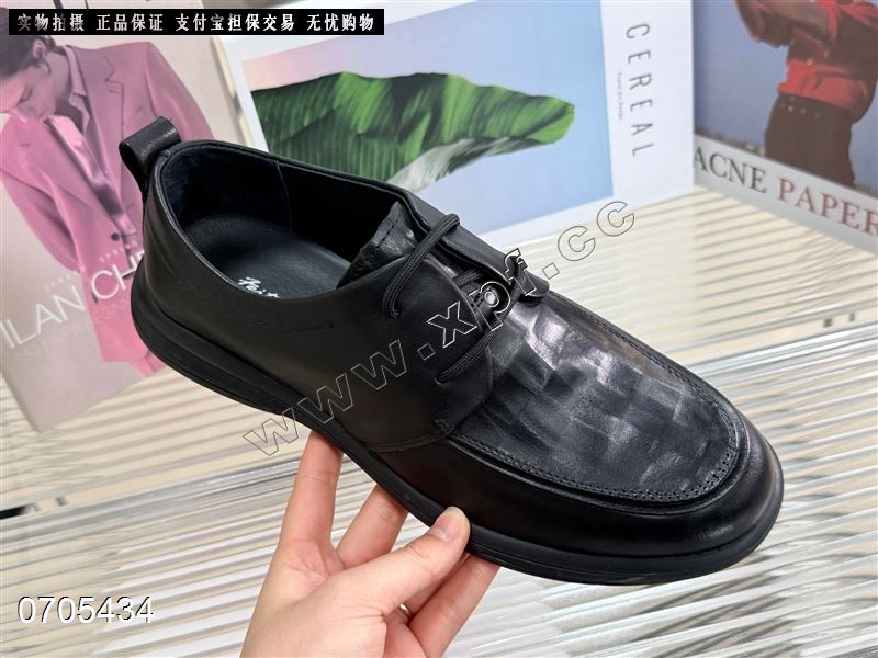 飞鸵   头层牛皮