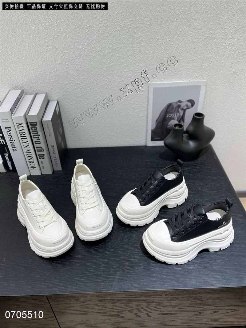 时尚休闲鞋518001