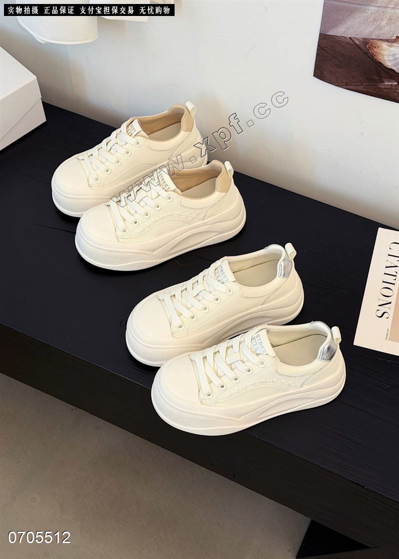 时尚休闲鞋657068