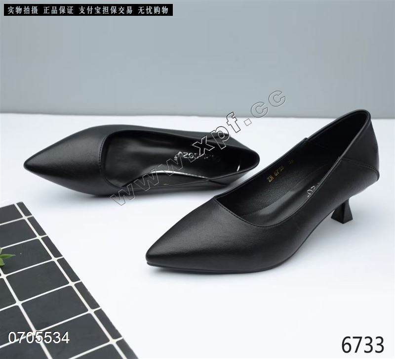 新款单鞋6733
