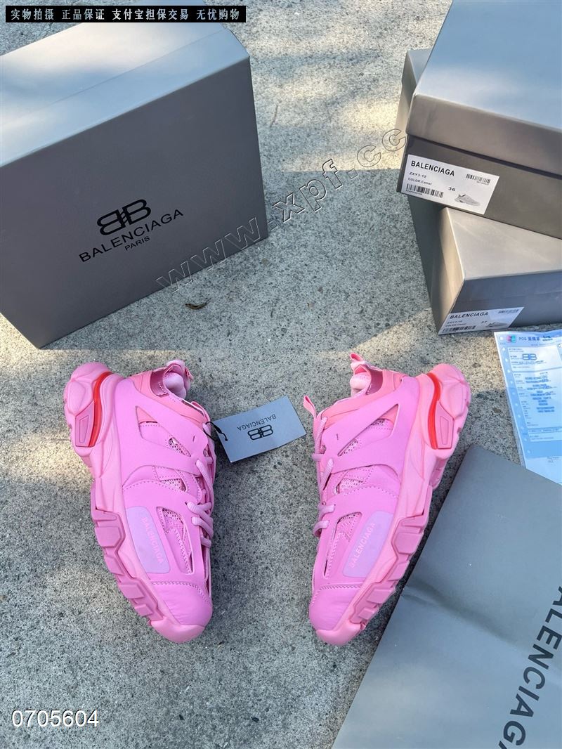 800双特价休闲鞋3-12   灰色36-40码 粉色37-39码