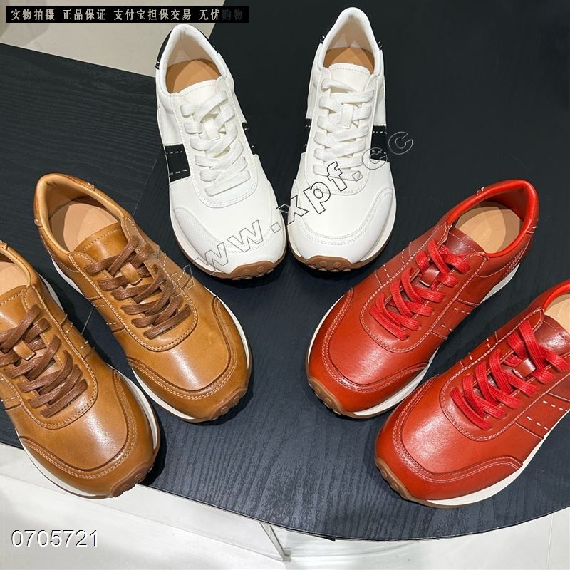 新款马皮圆头拼色阿甘鞋 572