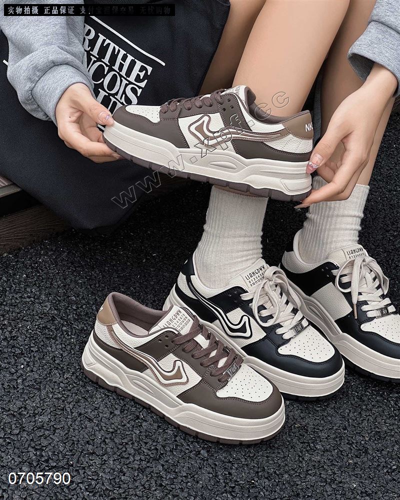 诗戈图（她瑟赛驼皇）