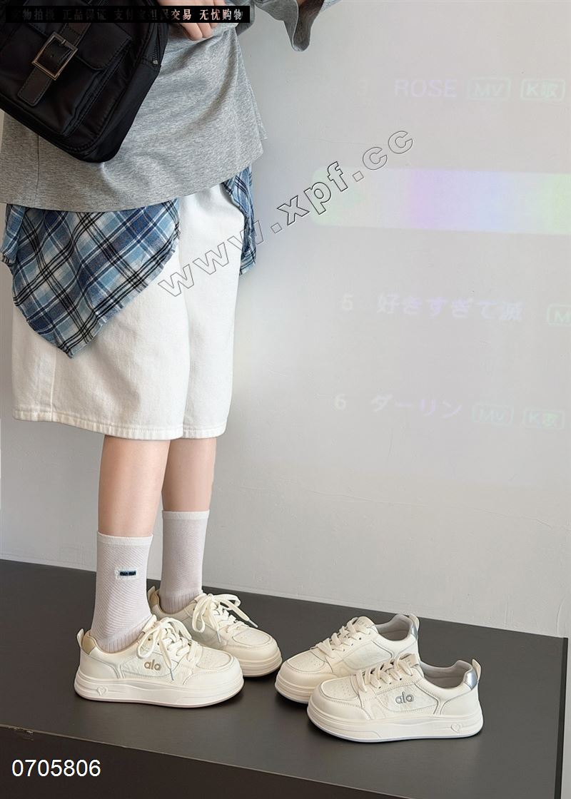 时尚休闲鞋266-2