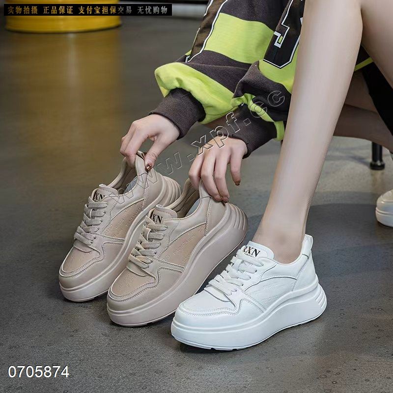 新款头层牛皮厚底休闲鞋9529