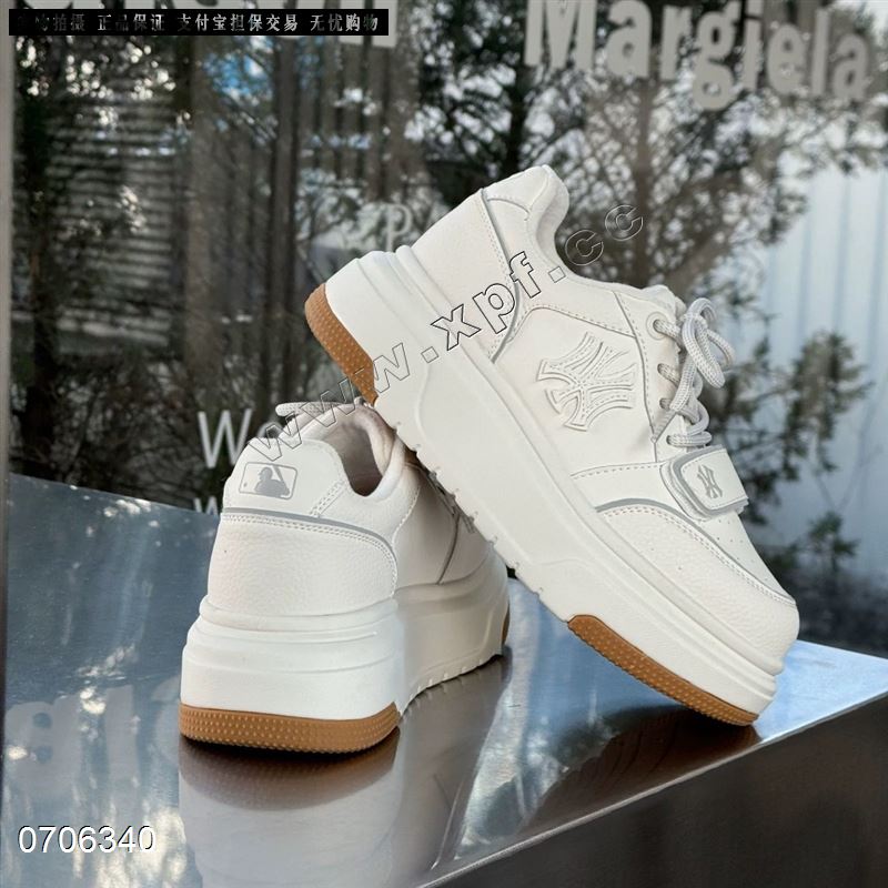 时尚休闲鞋9109-1