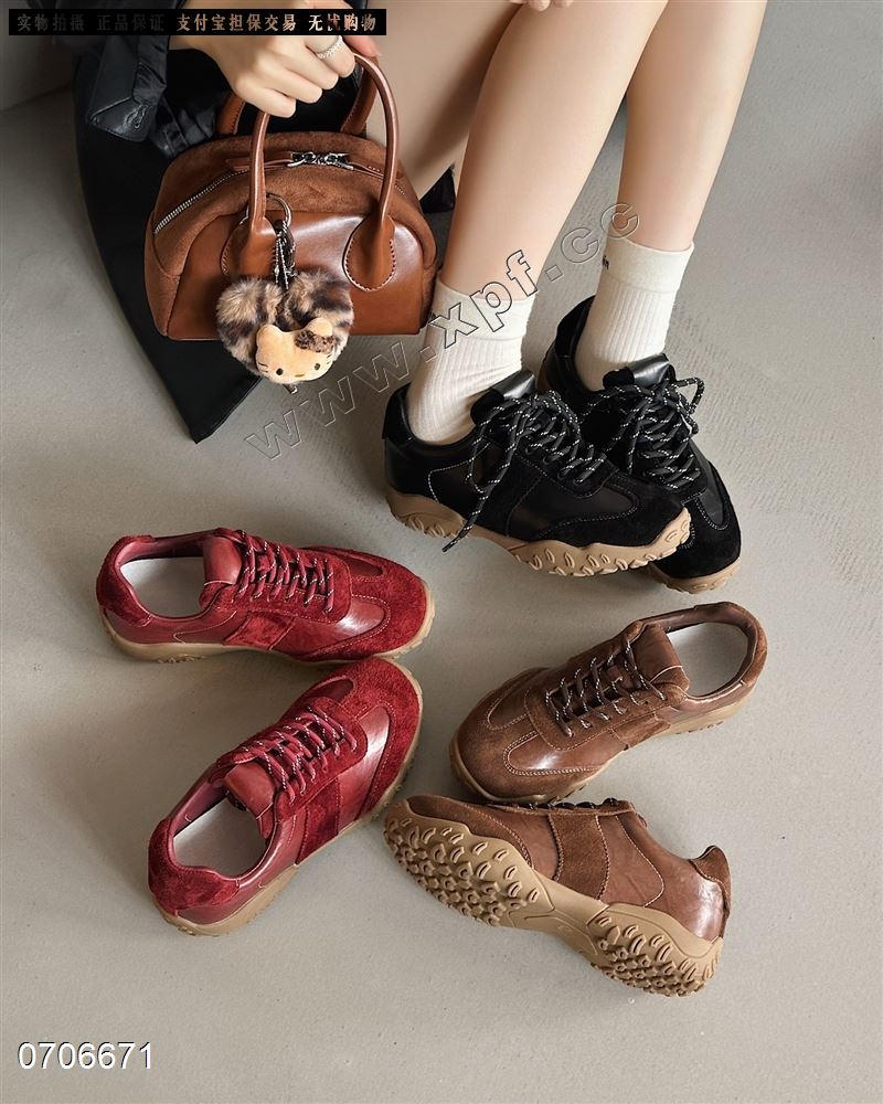 新款头层牛皮休闲鞋德复古8010