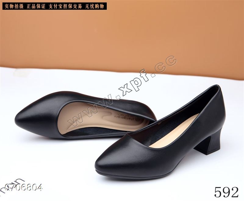 新款软底软面单鞋工作鞋592