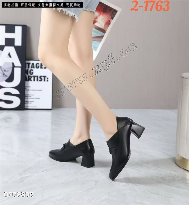 新款牛皮深口单鞋