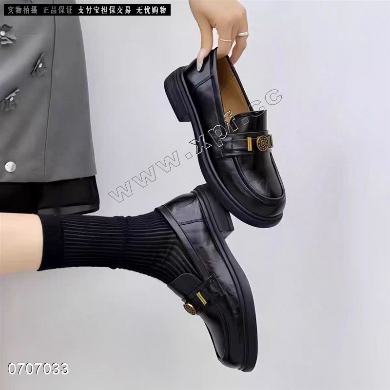 时尚单鞋乐福鞋