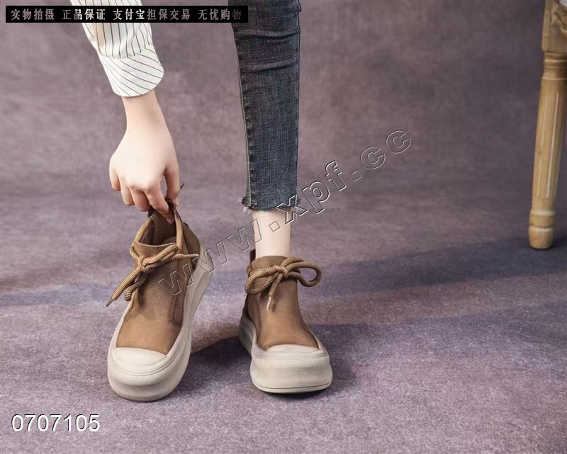 安琪卡洛尼  头层牛皮棕77777788800000咖啡，57777800特