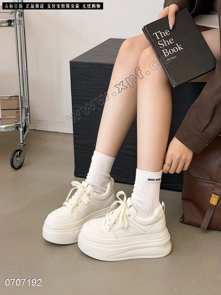新款厚底休闲鞋大白鞋2616