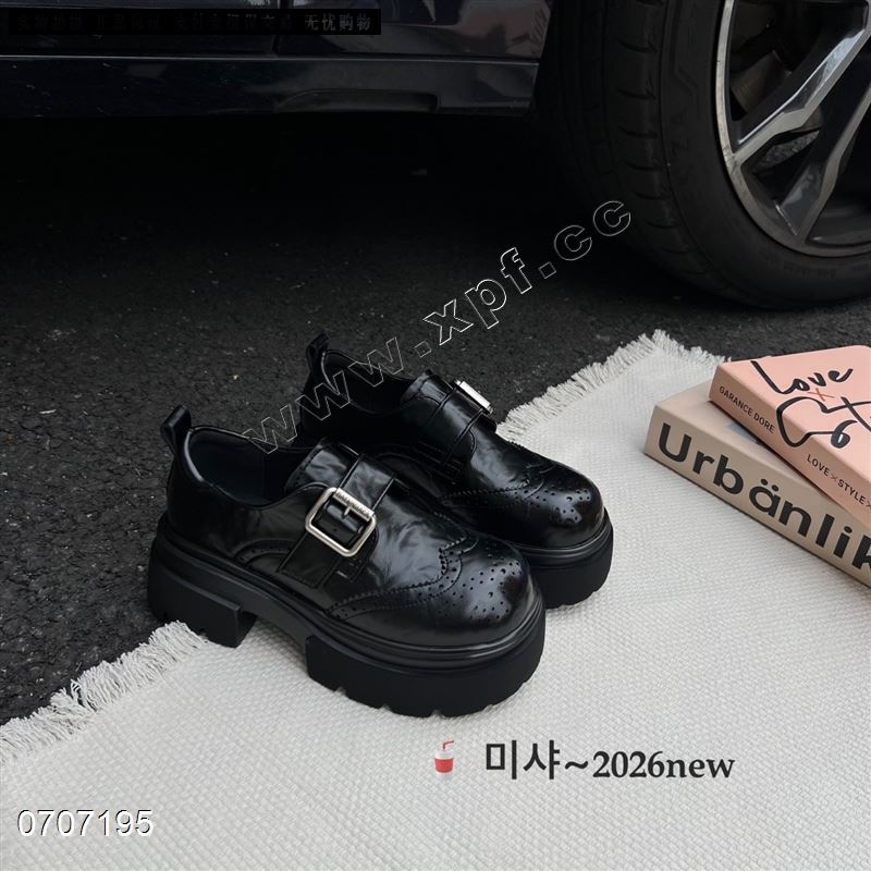 新款单鞋布洛克乐福鞋 2603