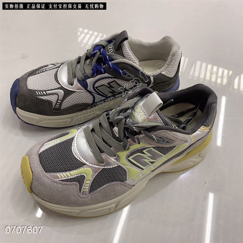 时尚休闲鞋162-3