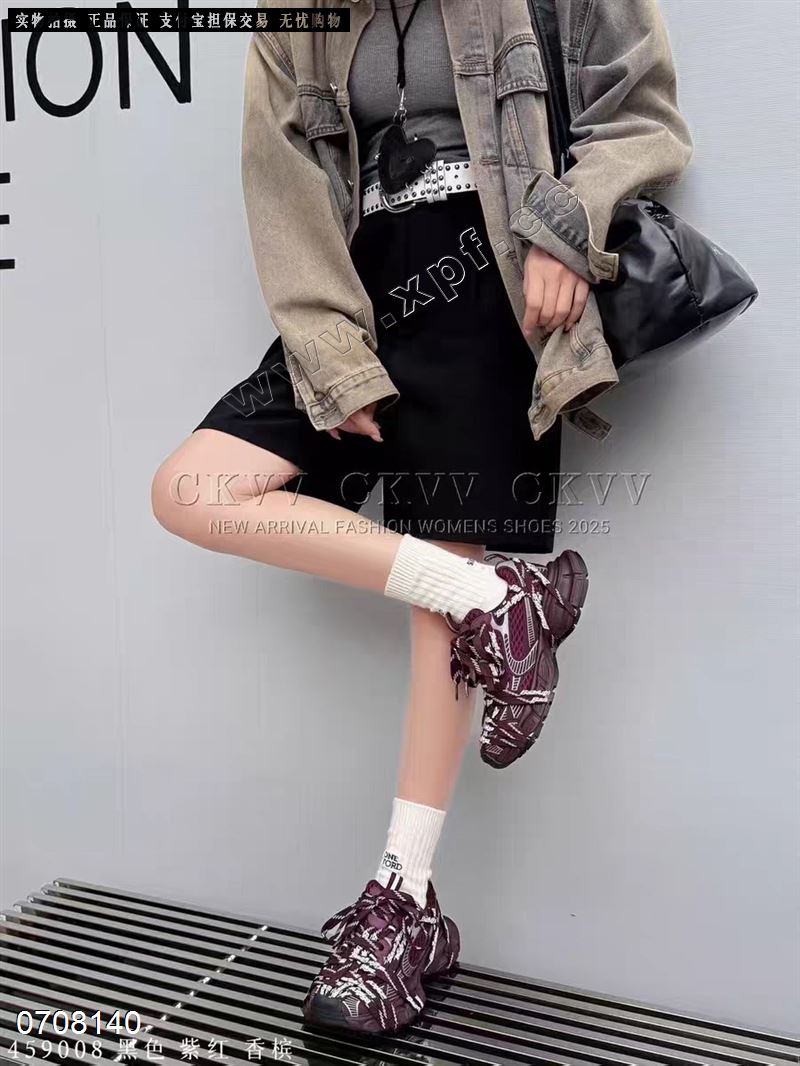 艾小象5319-5  黑色5578紫色55667788清货