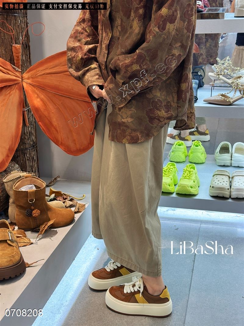 丽芭莎77-895  黄5—0 棕 5—0断8