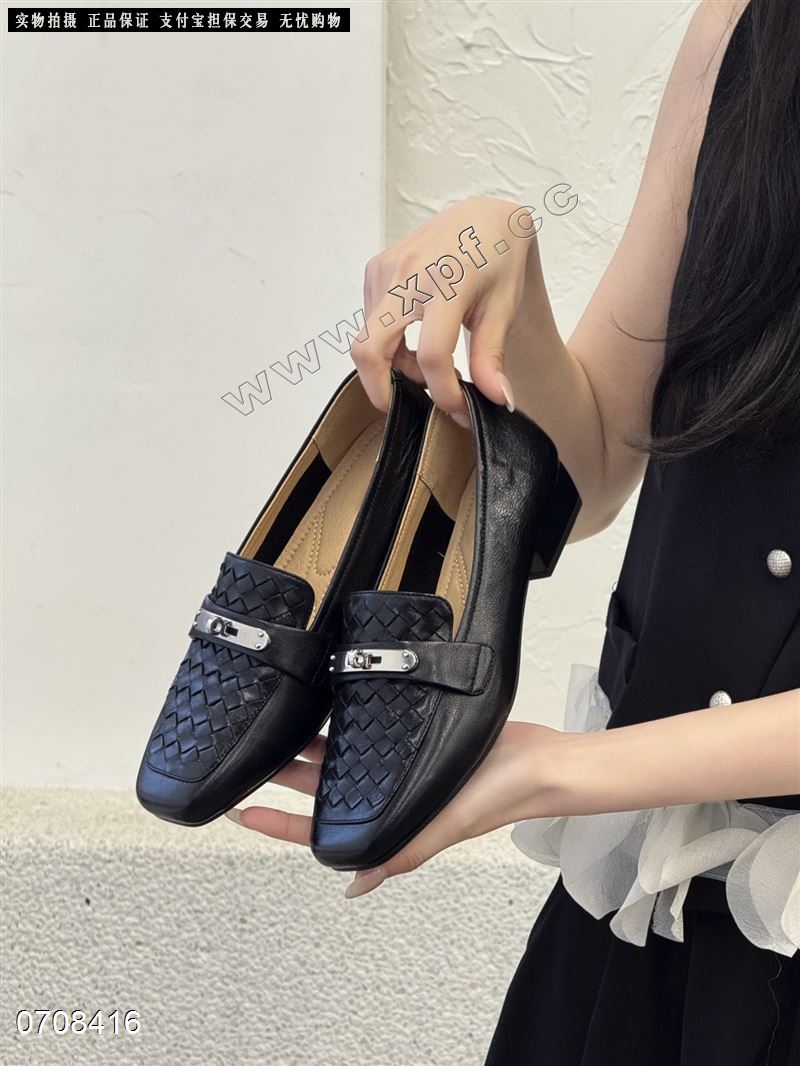 新款羊皮时装休闲小单鞋26607