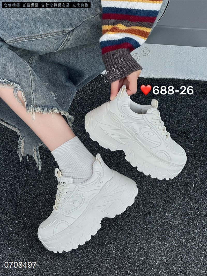 时尚休闲鞋厚底小白鞋688-26