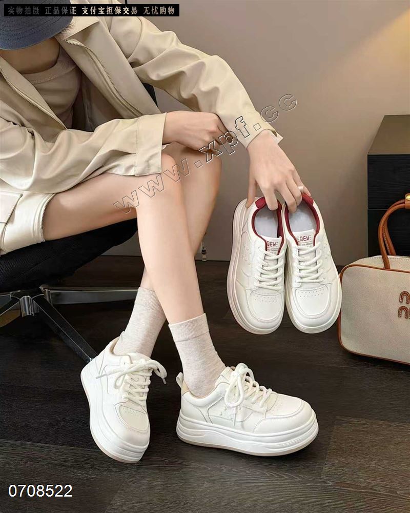时尚休闲鞋小白鞋