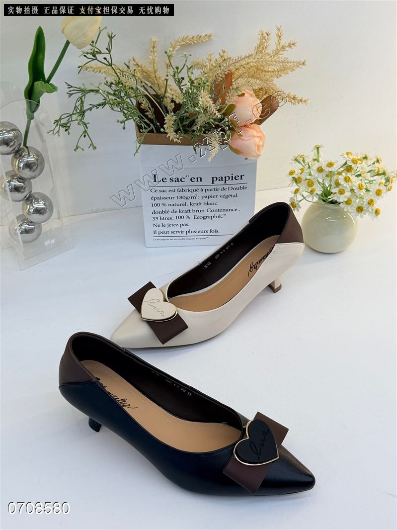 头层牛皮单鞋3213