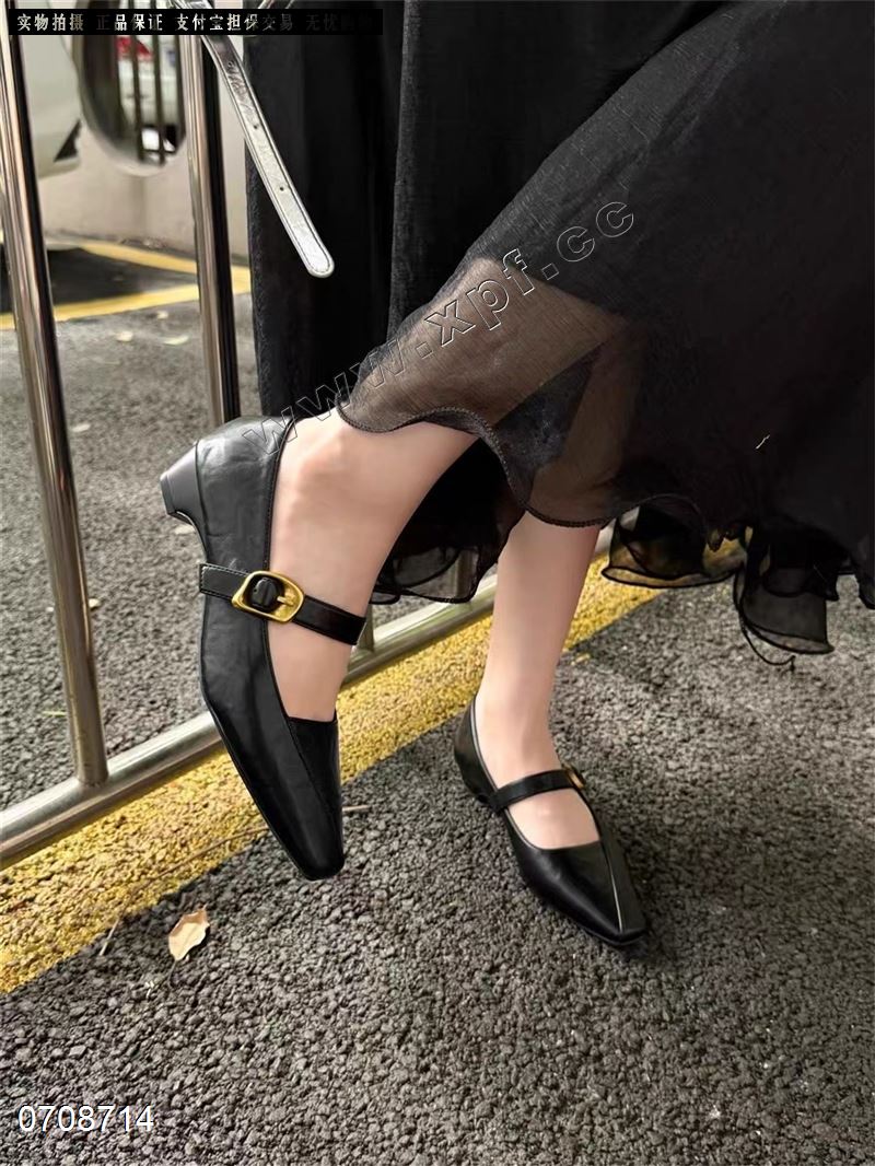 CKVV   3086  黑5-0 棕6666