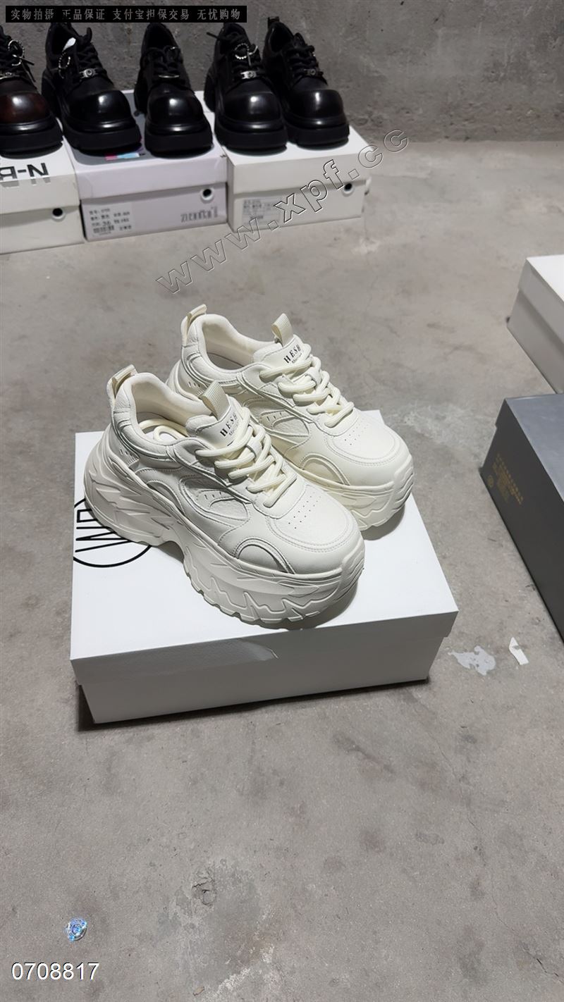 时尚休闲鞋厚底小白鞋