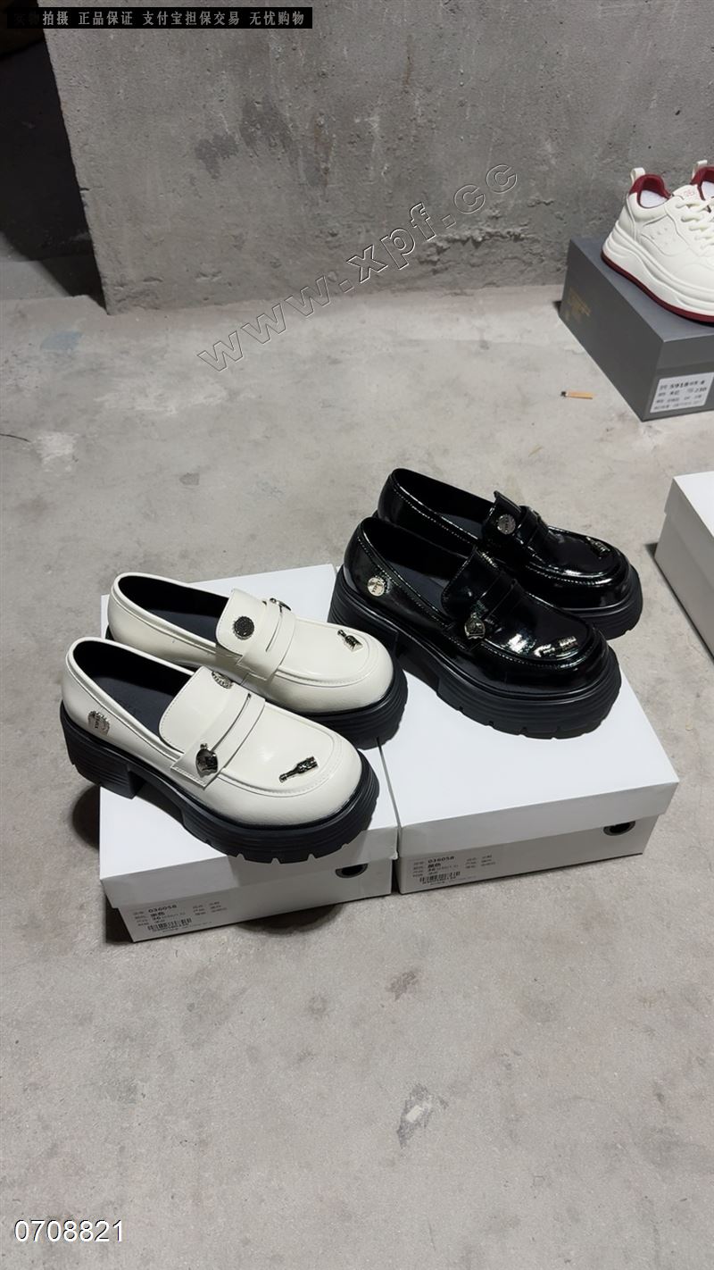 时尚单鞋乐福鞋