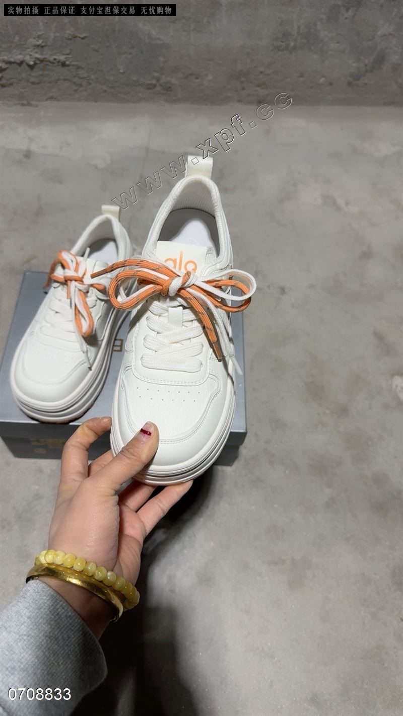 时尚休闲鞋厚底小白鞋