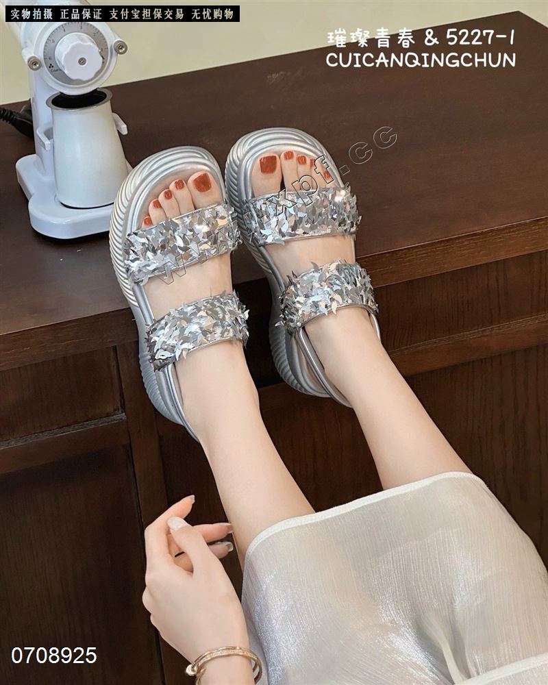 璀璨青春  6778899.特价