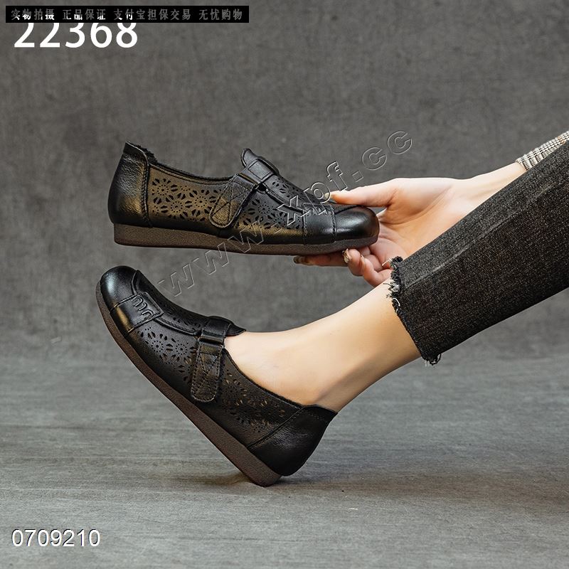 新款头层牛皮镂空单鞋22368