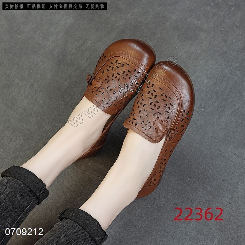 新款头层牛皮镂空单鞋22362