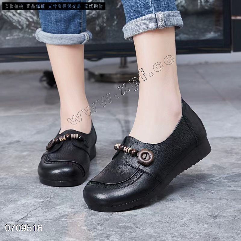 头层牛皮复古民族风浅口小单鞋