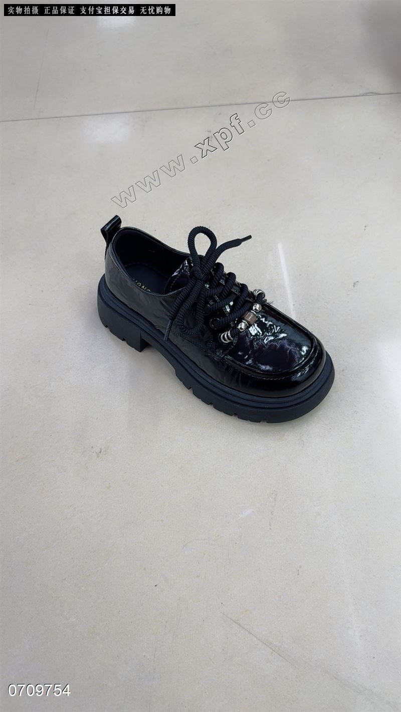 时尚单鞋乐福鞋