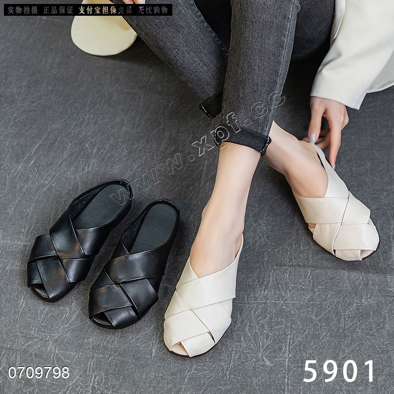 新款头层牛皮包头拖鞋5901