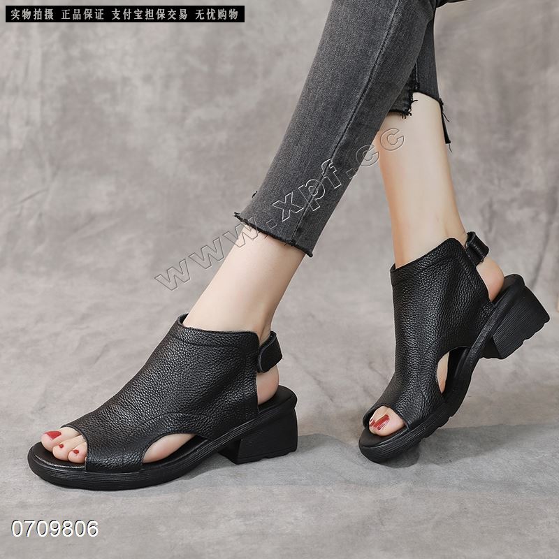 新款头层牛皮露趾女凉鞋2108