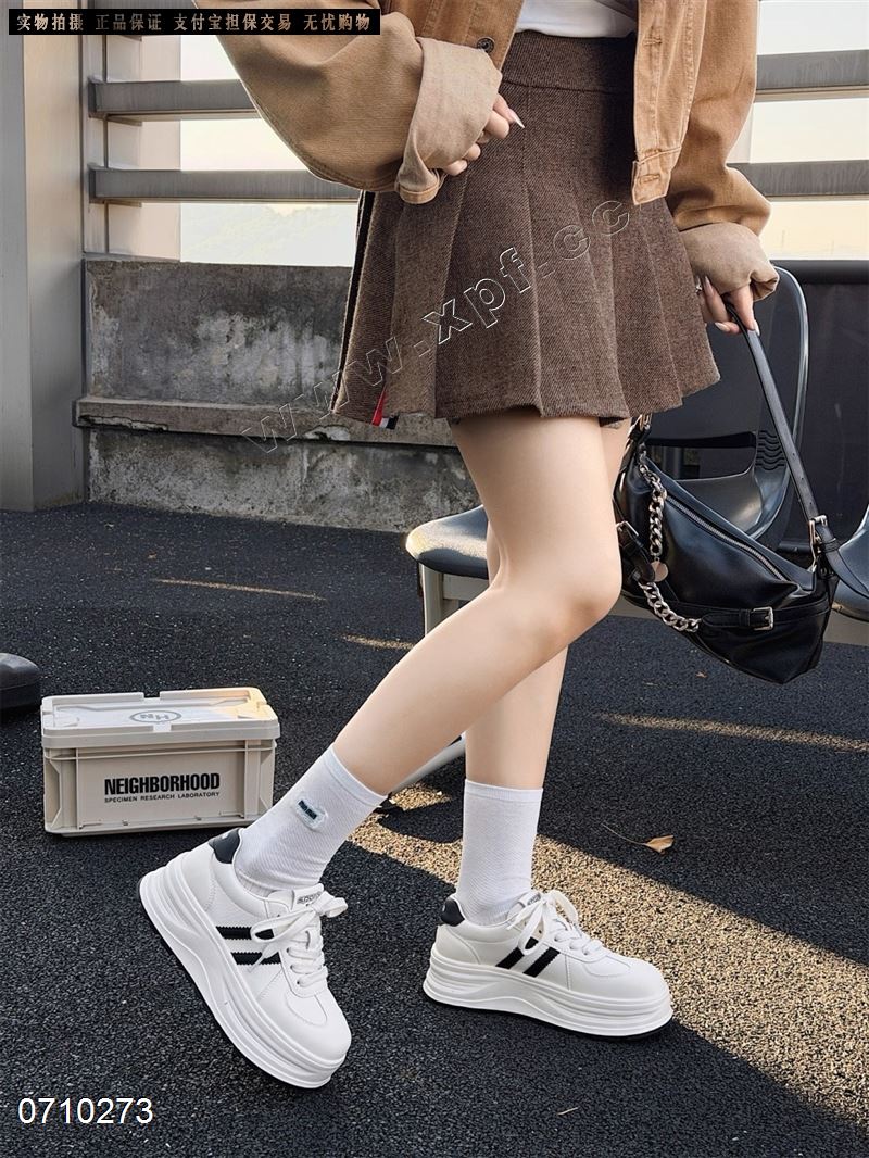 时尚休闲鞋503-1