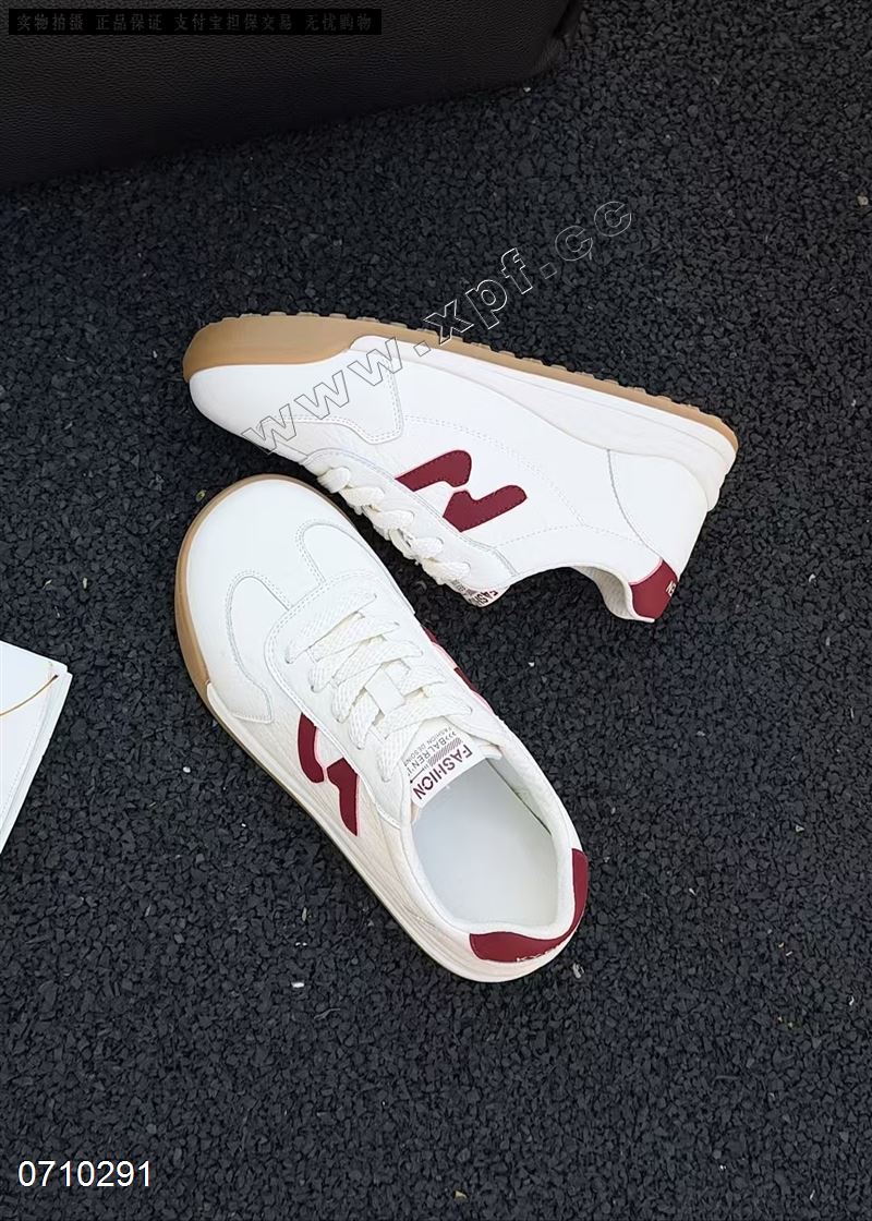 时尚休闲鞋阿甘鞋