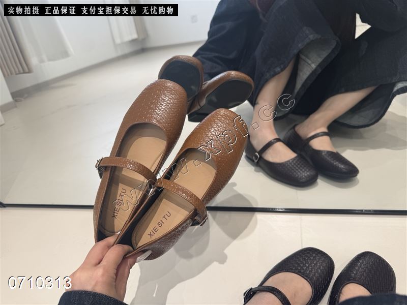 新款韩系软底软面小单鞋