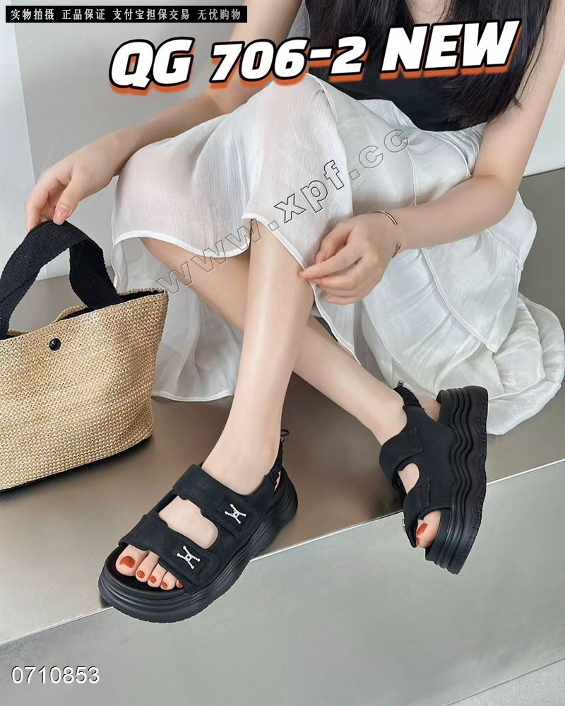 新款厚底露趾女凉鞋706-2