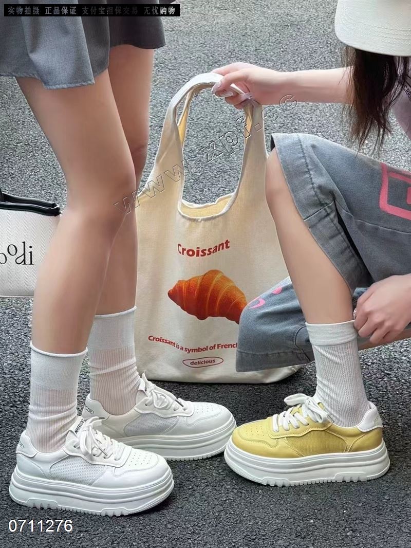 透气网发泡底休闲鞋