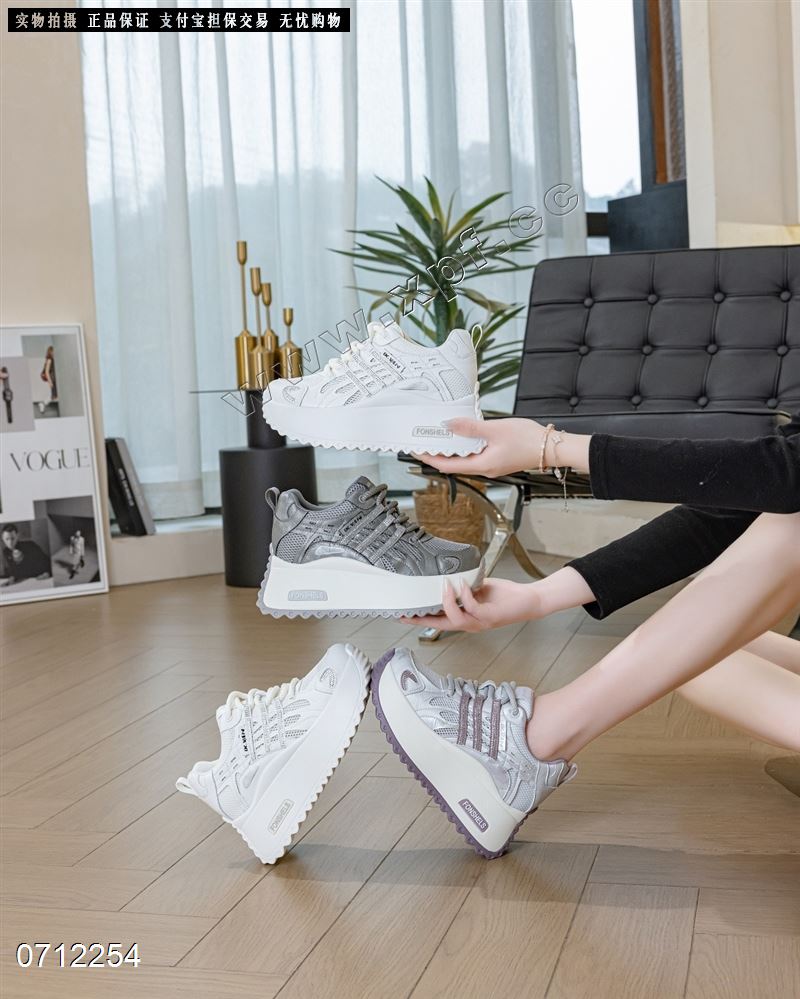 新款百搭运动休闲鞋小个子厚底增高老爹鞋2655