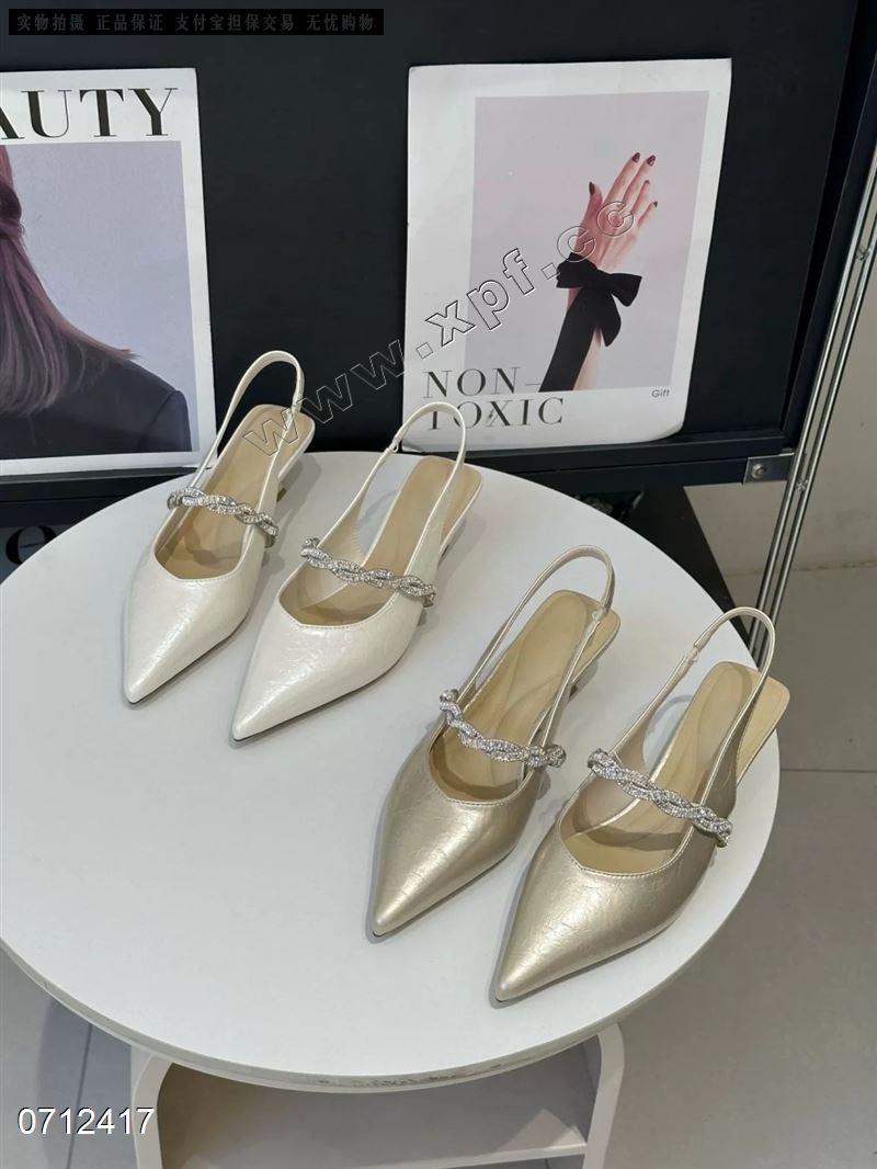 时尚包头凉鞋0566