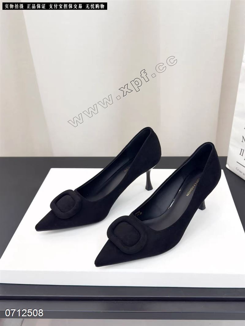 时尚单鞋  黑色5566778899棕6789特