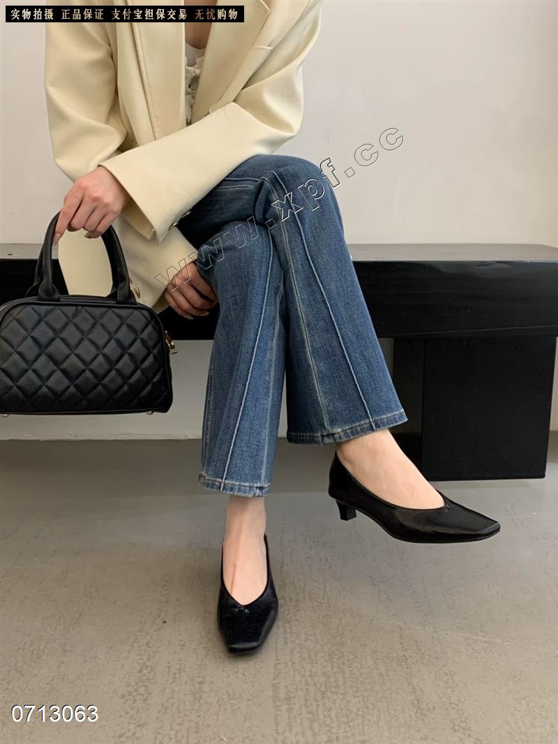 𝐁𝐀&𝐄𝐀 他她秀  267-9950