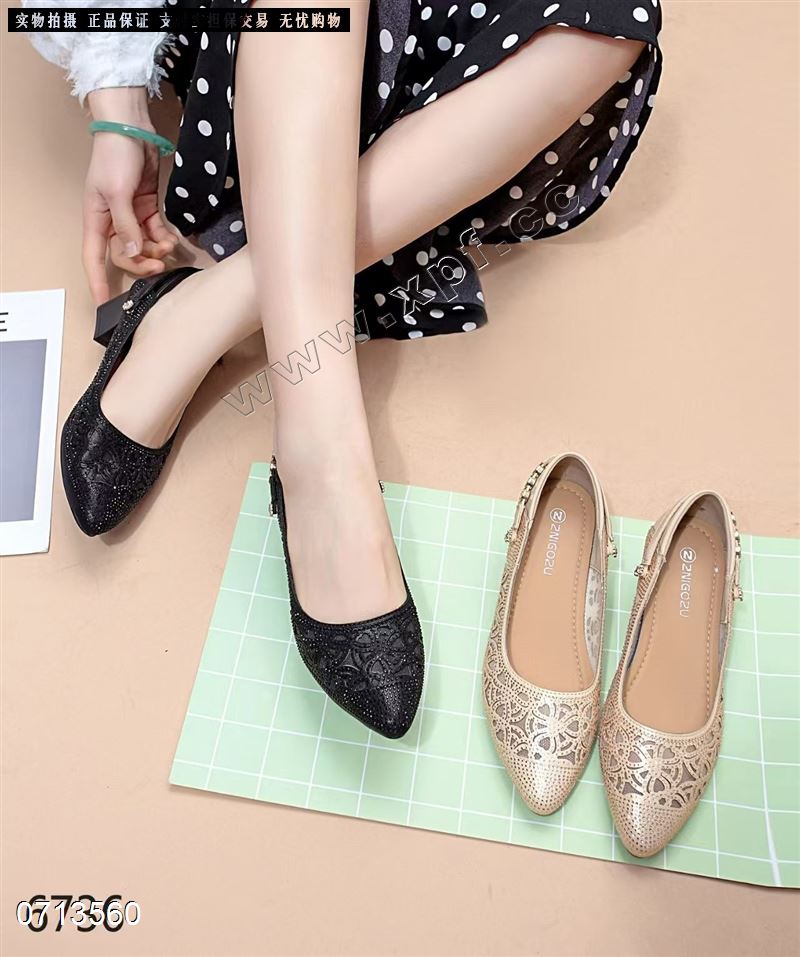 新款玛利珍镂空单鞋6736