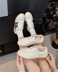 新款头层牛皮圆头系带休闲鞋7768